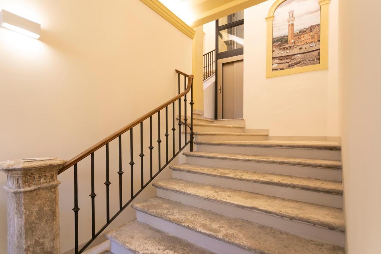 Palazzo Rinuccini Torre Apartment เซียนา ภายนอก รูปภาพ